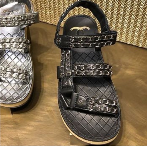 💓Sold💓Chanel Chain Plain Leather Sandals - Picture 7 of 11